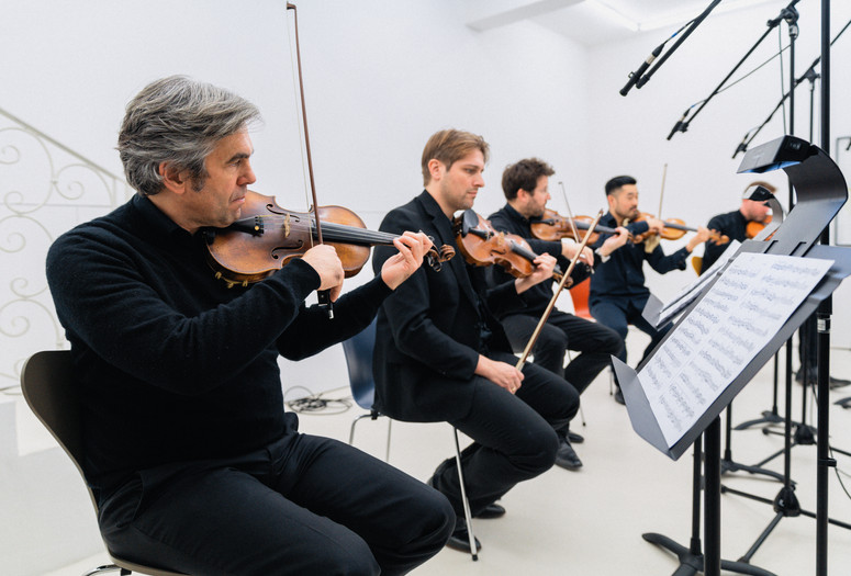 String Quartet for Six Players (1976) and The Way He Always Wanted